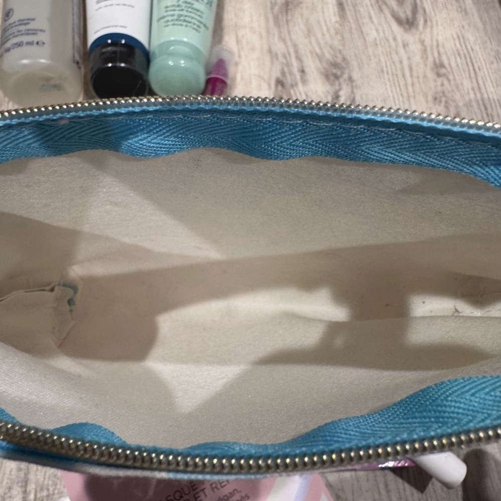Mixed beauty & lifestyle bundle - Picture 5 of 5
